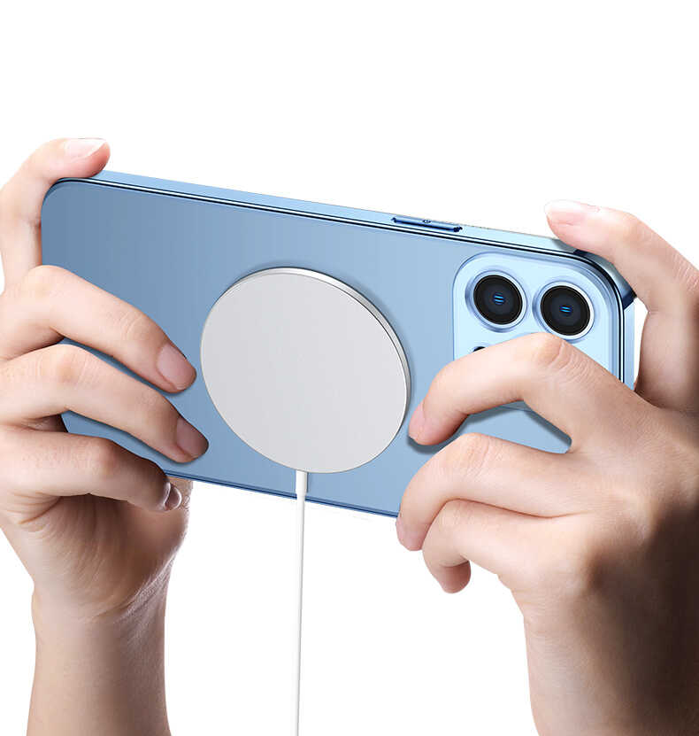 Apple iPhone 13 Pro Max Kılıf Zore Bobo Kapak Gümüş