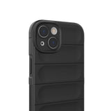 Apple iPhone 14 Kılıf Esnek TPU Oyuklu Arka Yüzey Tasarımlı Zore Etnik Silikon Kapak Koyu Yeşil