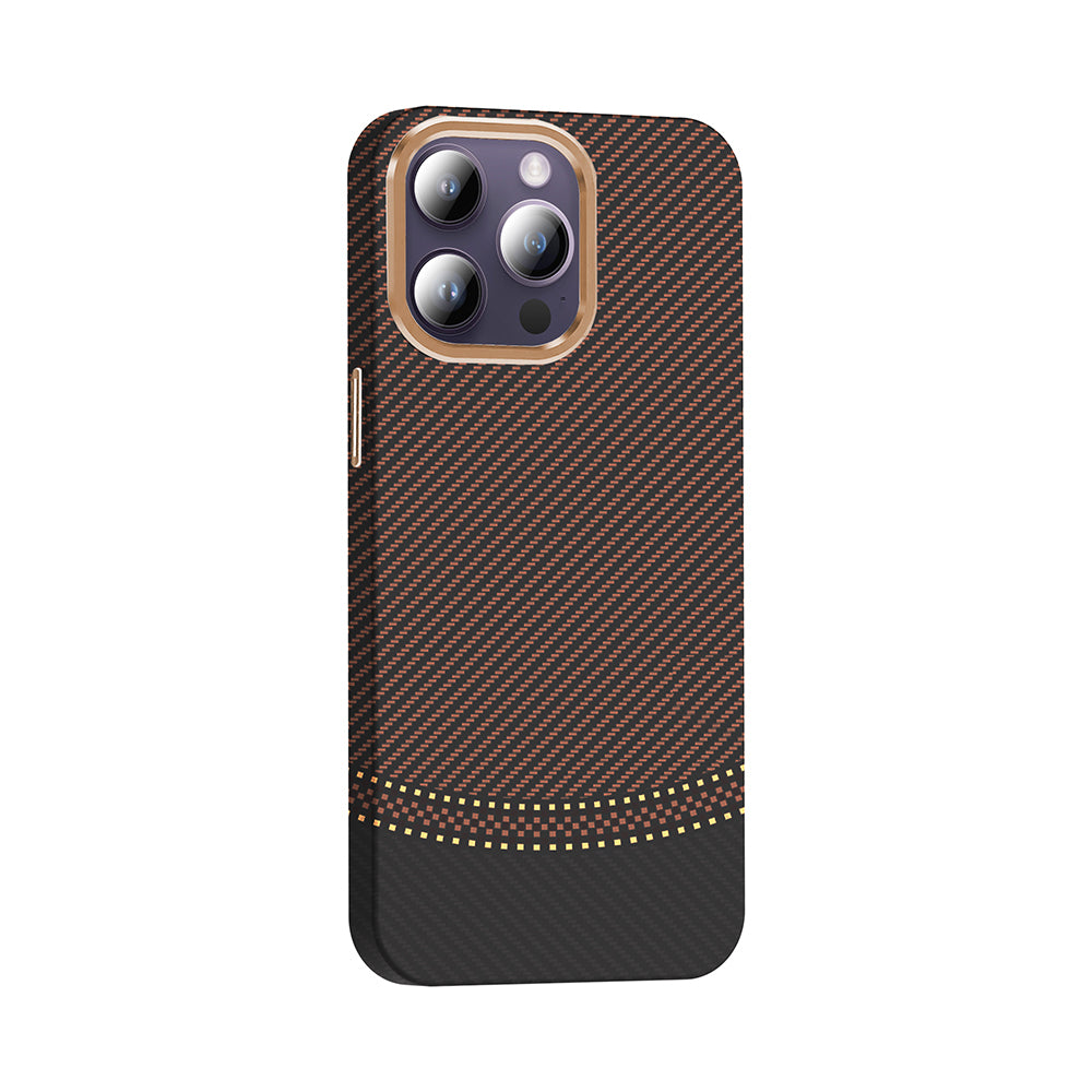 Apple iPhone 14 Pro Max Kılıf M-safe Şarj Özellikli Karbon Fiber Görünümlü Zore Gros Kapak Gold-Siyah