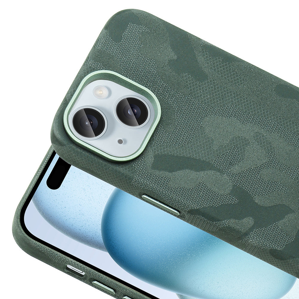 Apple iPhone 15 Kılıf M-Safe Şarj Özellikli Kamuflaj Tasarımlı Zore Sera Sert PC Kapak Koyu Yeşil