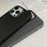 Apple iPhone 15 Pro Max Kılıf M-safe Şarj Özellikli Karbon Fiber Görünümlü Zore Troy Kapak Gümüş