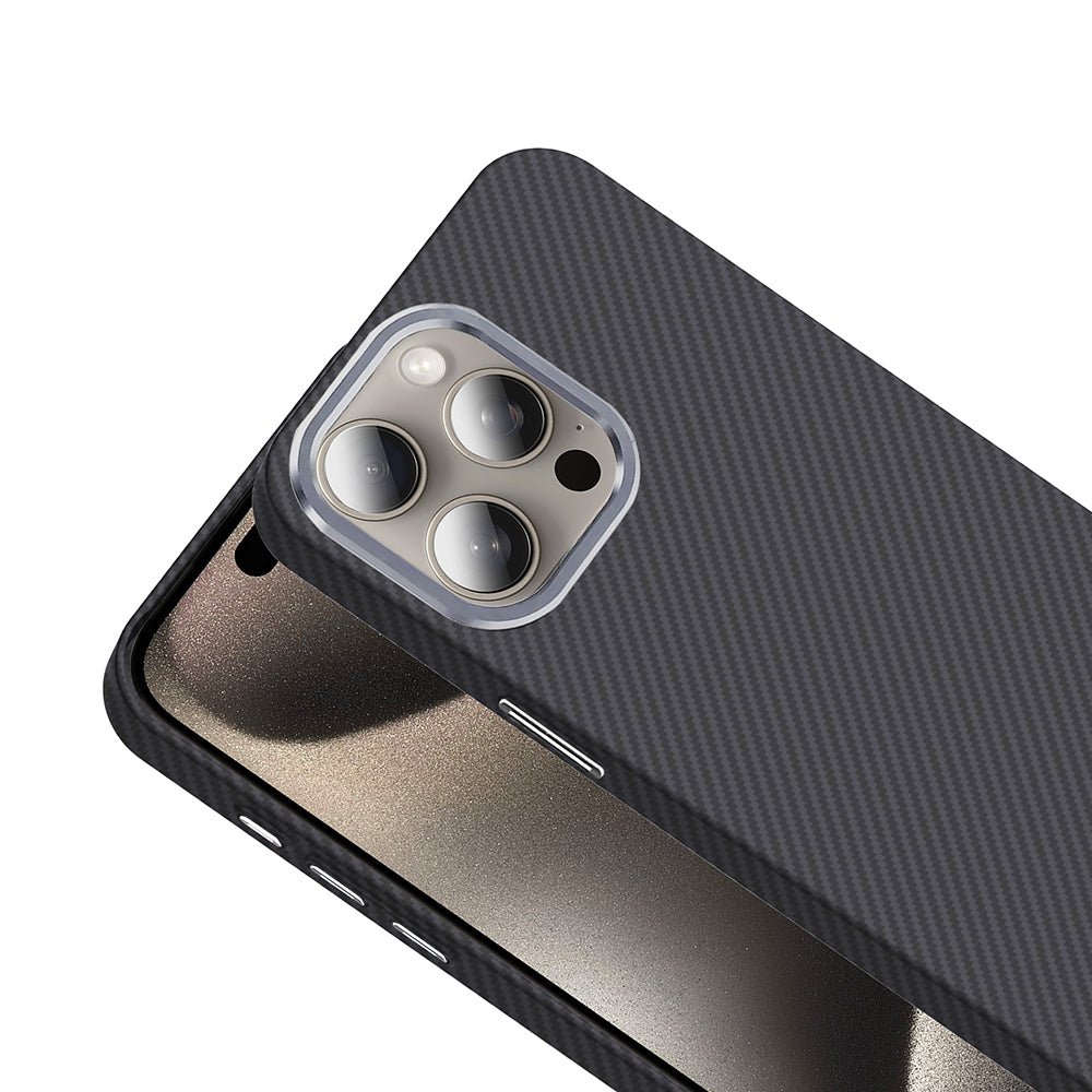 Apple iPhone 15 Pro Max Kılıf M-safe Şarj Özellikli Karbon Fiber Görünümlü Zore Gros Kapak Siyah