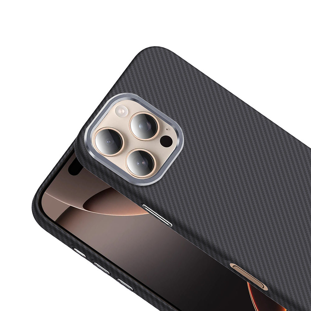 Apple iPhone 16 Pro Kılıf M-safe Şarj Özellikli Karbon Fiber Görünümlü Zore Gros Kapak Siyah-Lacivert