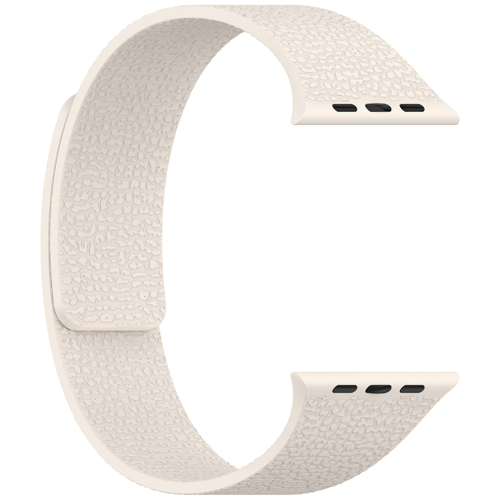 Apple Watch 10 46mm Zore KRD-136 Kabartma Desenli Silikon Kordon Beyaz