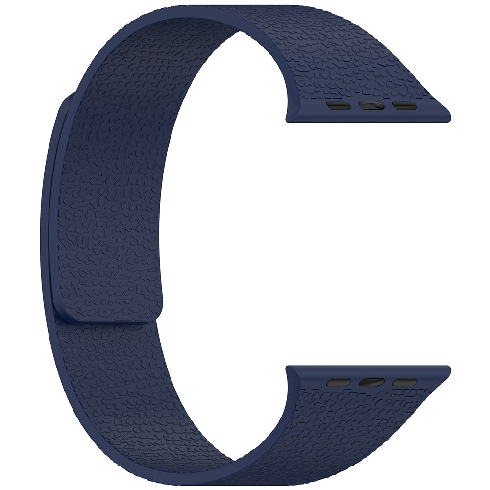 Apple Watch 42mm Zore KRD-136 Kabartma Desenli Silikon Kordon Starlight
