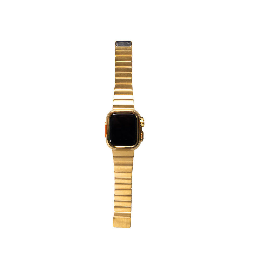 Apple Watch 44mm Zore KRD-126 Sert Kasa Koruyuculu Metal Kordon Gold