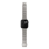 Apple Watch 44mm Zore KRD-152 Titanyum Silikon Kordon Siyah-Turuncu