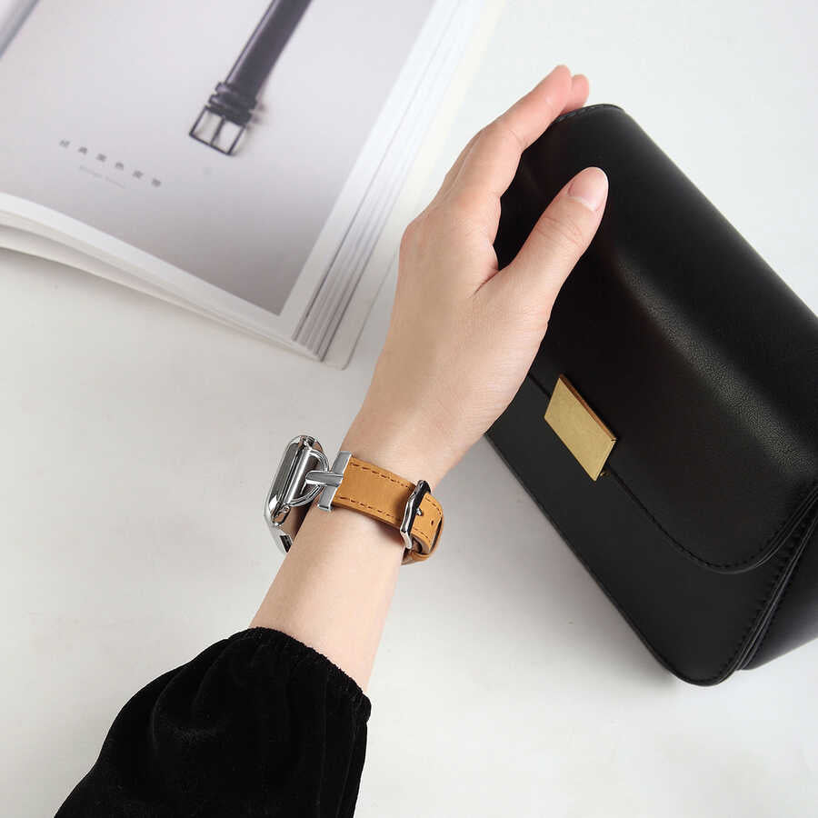 Apple Watch 7 41mm KRD-53 Deri Kordon Siyah-Gold