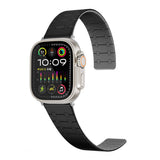 Apple Watch 7 41mm Zore KRD-111 Çizgili Desenli Silikon Kordon Yeşil