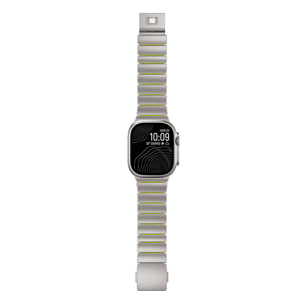 Apple Watch 7 45mm Zore KRD-152 Titanyum Silikon Kordon Siyah-Yeşil