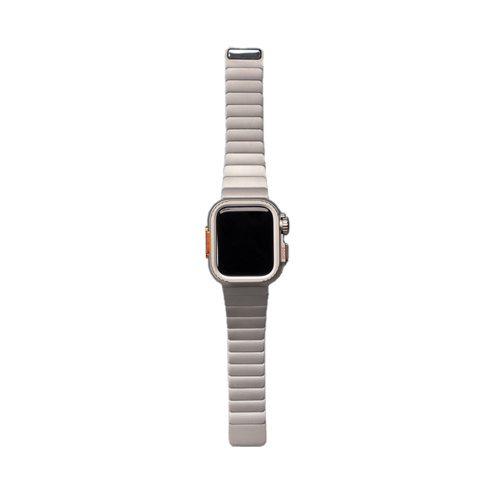 Apple Watch Ultra 49mm Zore KRD-126 Sert Kasa Koruyuculu Metal Kordon Gold