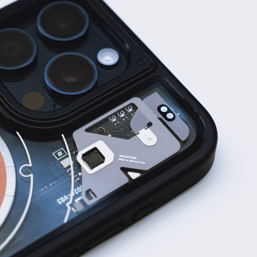 iPhone 15 Pro Kılıf Özelleştirilebilir 3 Fonksiyonlu Bluetooth Bağlantılı Bitmo Lab Bangcase Akıllı M-safe Kapak Siyah
