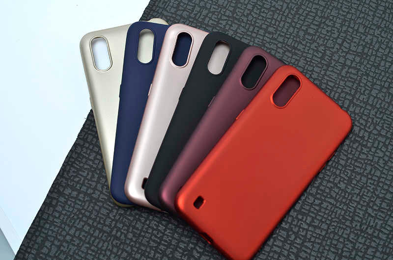 Galaxy A01 Kılıf Zore Premier Silikon Kapak Gold