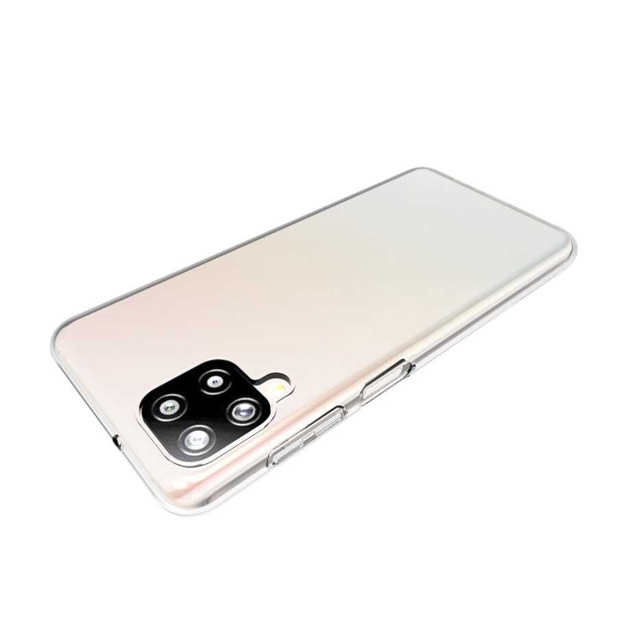 Galaxy A12 Kılıf Zore Süper Silikon Kapak Renksiz