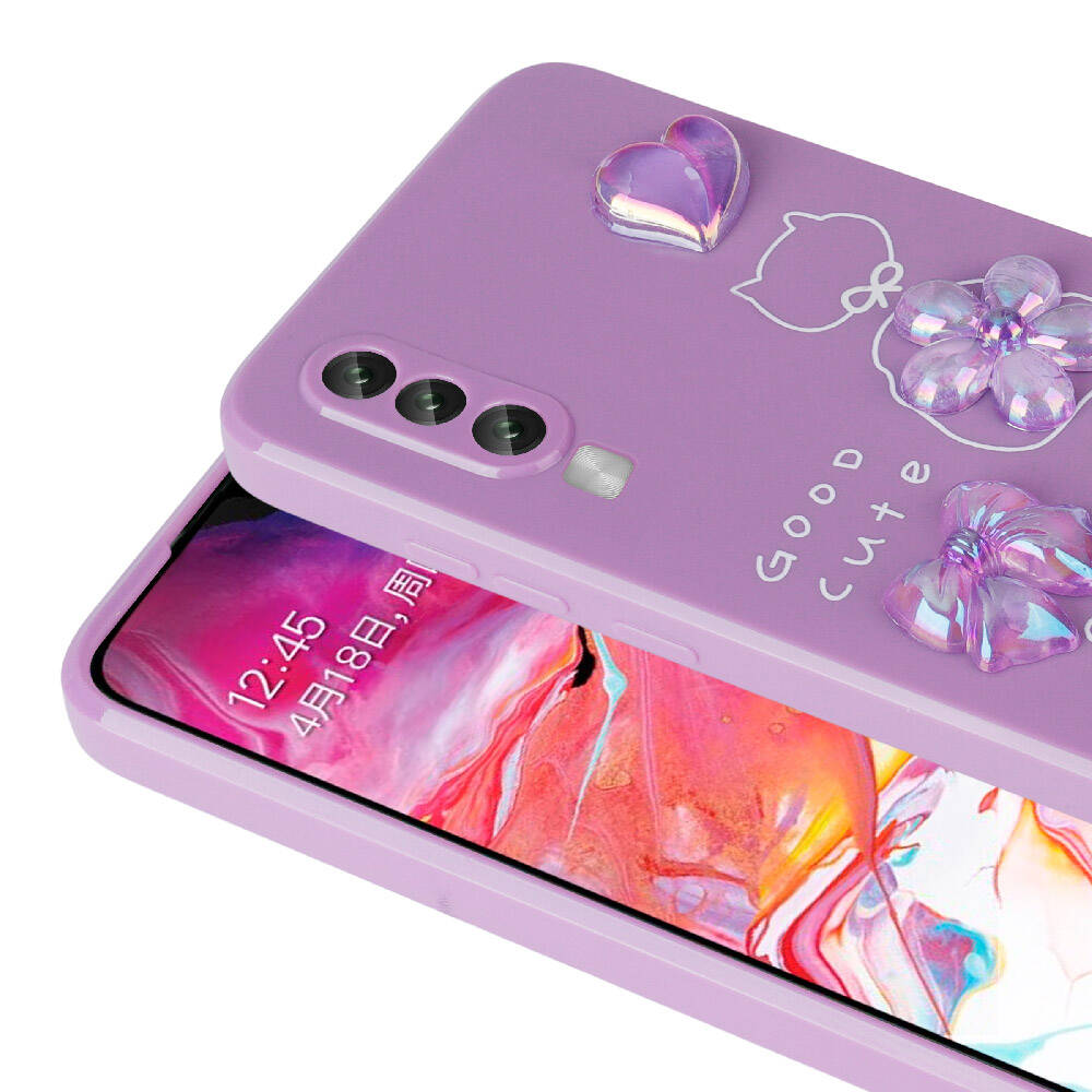 Galaxy A70 Kılıf Kabartma Figürlü Parlak Zore Toys Silikon Kapak Beyaz