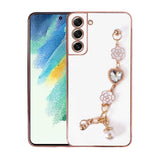 Galaxy S21 FE Kılıf El Tutamaçlı Kamera Korumalı Zore Taka Silikon Kapak Beyaz