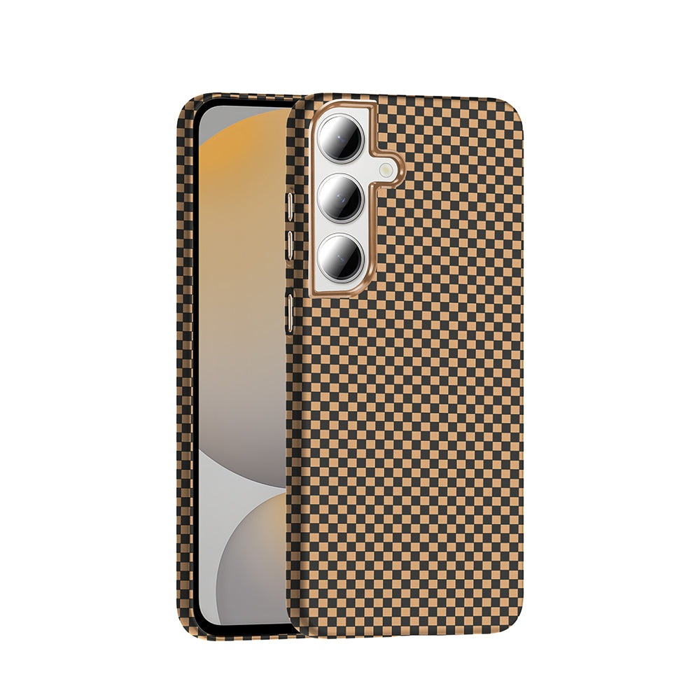 Galaxy S24 FE Kılıf M-safe Şarj Özellikli Karbon Fiber Görünümlü Zore Gros Kapak Gold-Siyah