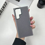 Galaxy S24 Ultra Kılıf M-safe Şarj Özellikli Karbon Fiber Görünümlü Zore Troy Kapak Gümüş