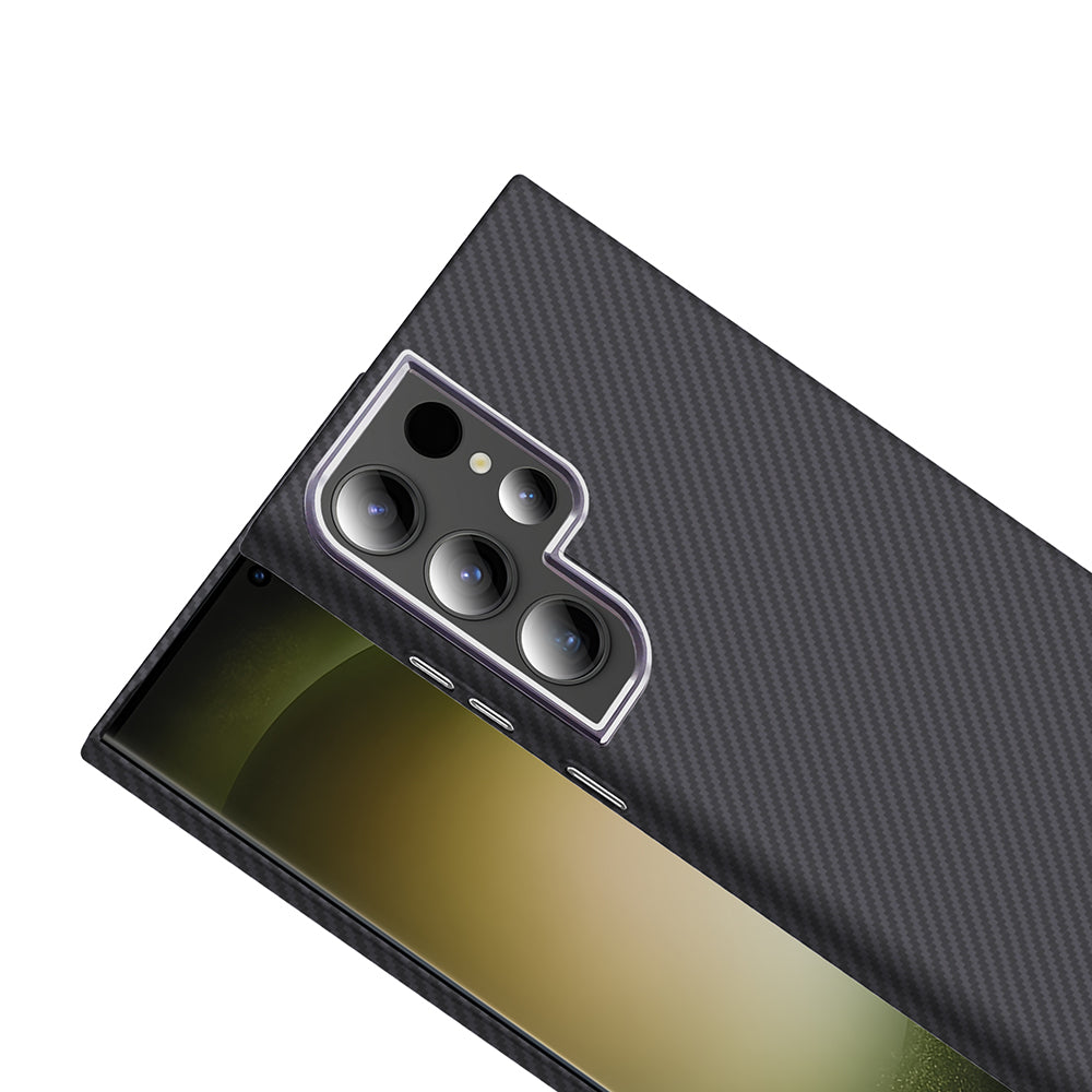 Galaxy S24 Ultra Kılıf M-safe Şarj Özellikli Karbon Fiber Görünümlü Zore Gros Kapak Gold-Siyah