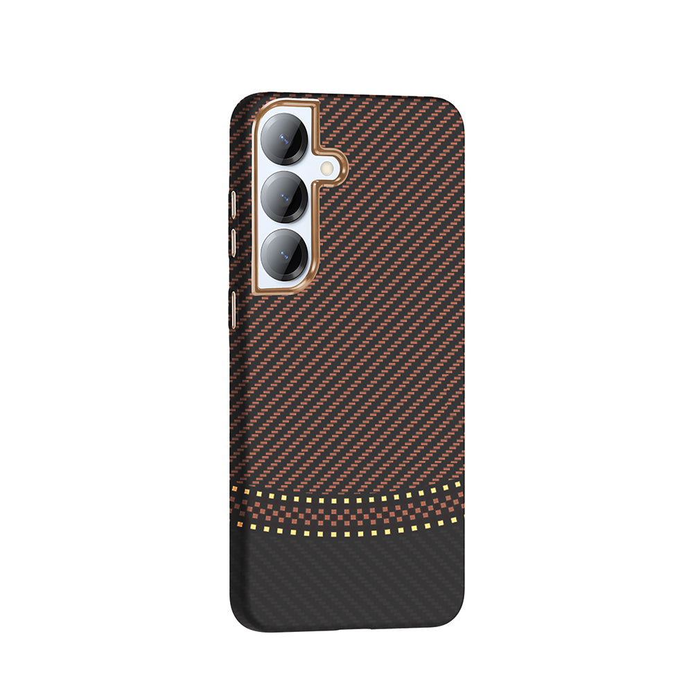Galaxy S25 Kılıf M-safe Şarj Özellikli Karbon Fiber Görünümlü Zore Gros Kapak Gold-Siyah