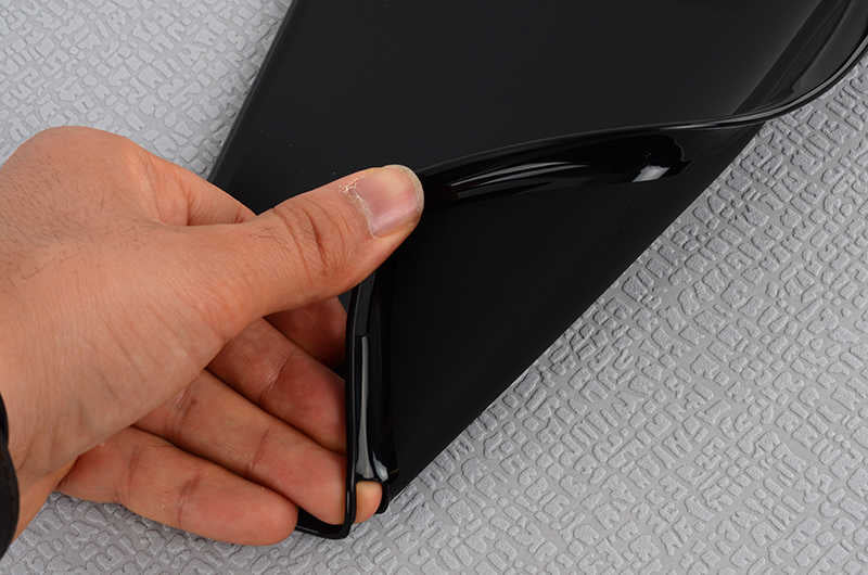Galaxy Tab A 10.1 (2019) T510 Kılıf Zore Tablet Süper Silikon Kapak Siyah