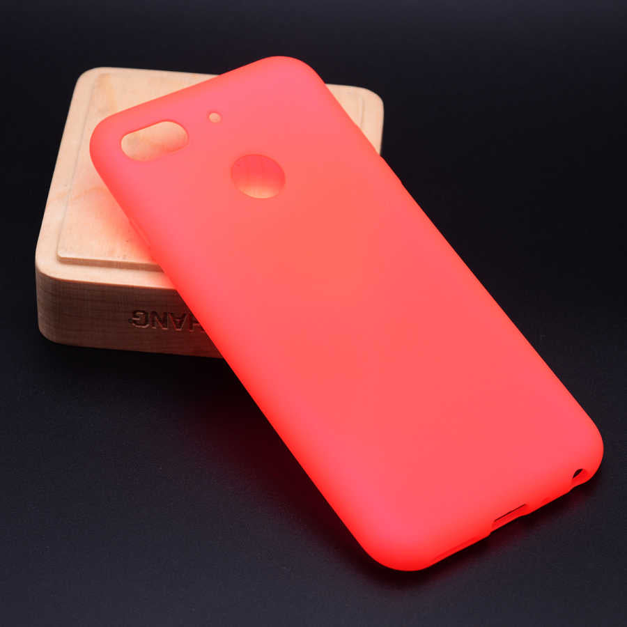 General Mobile 8 Go Kılıf Zore Premier Silikon Kapak Gold