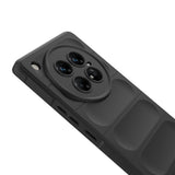 İnfinix Zero 40 5G Kılıf Esnek TPU Oyuklu Arka Yüzey Tasarımlı Zore Etnik Silikon Kapak Siyah
