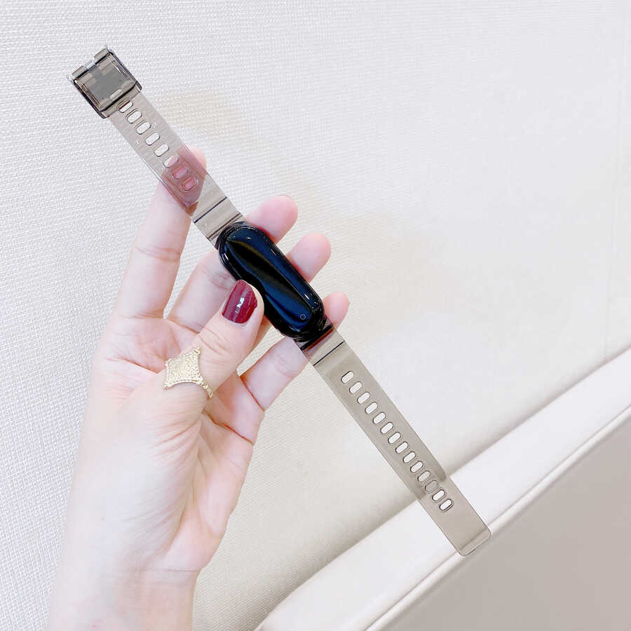 Xiaomi Mi Band 6 KRD-27 Silikon Kordon Siyah