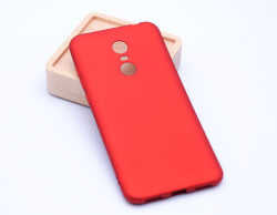 Xiaomi Redmi 5 Kılıf Zore Premier Silikon Kapak Gold