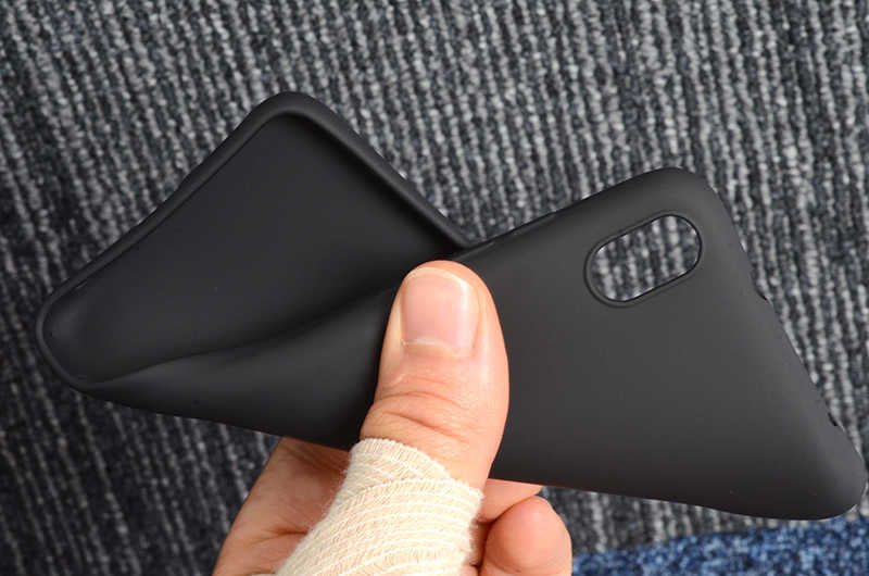 Xiaomi Redmi 7A Kılıf Zore Premier Silikon Kapak Gold
