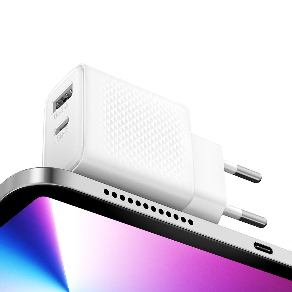 Titan Serisi ZT02 Seyahat Şarj Başlığı 20W Beyaz