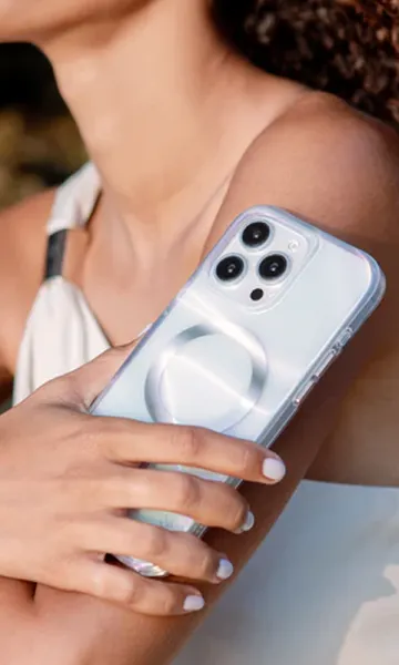 iPhone 16 Pro Max Kılıf Magsafe Şarj Özellikli Holografik Şeffaf Arka Yüzey Coehl Savon Kapak